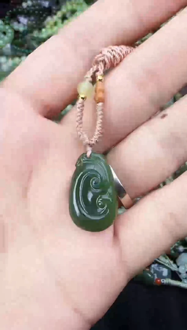 和田玉未镶嵌颈饰拍一发一