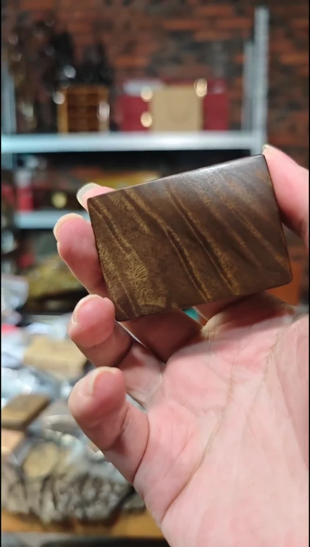 金丝楠无事牌手把件