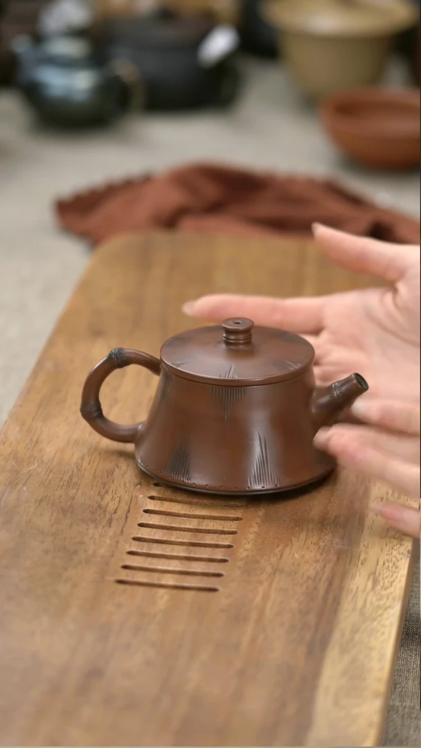 陶建水紫陶古铜色竹节柱础壶