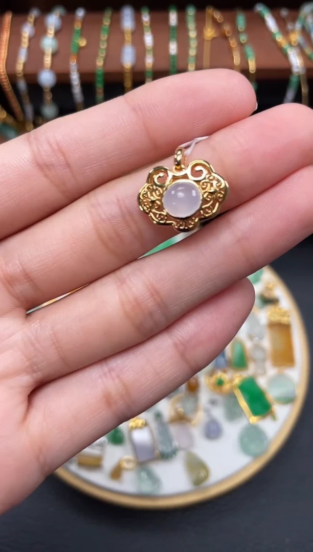 【闪购商品】翡翠吊坠(不含链)18K金镶嵌一个 JK625