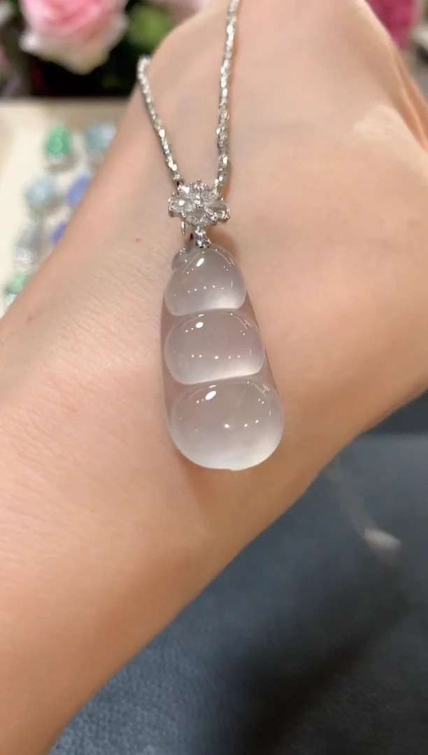 吊坠(不含链)18K金镶嵌翡翠z169