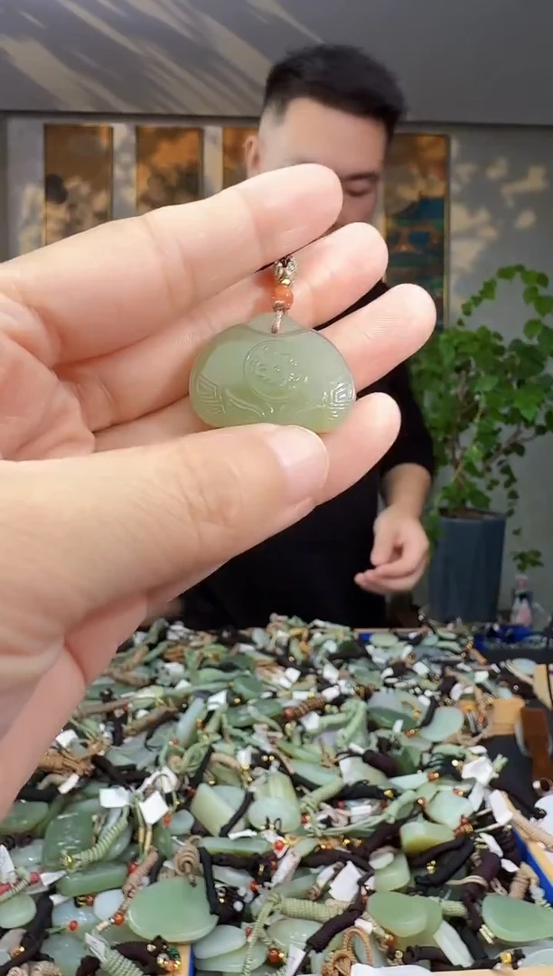 未镶嵌和田玉挂件拍一发一多样性发货