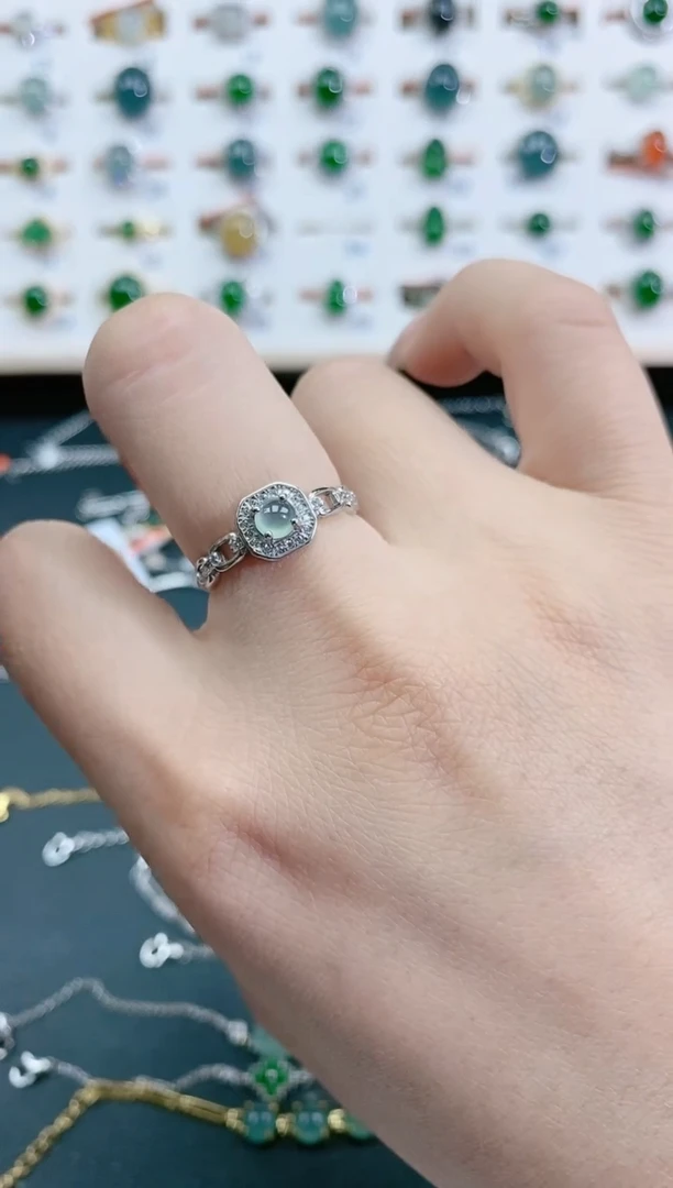 翡翠戒指银S925镶嵌天然翡翠