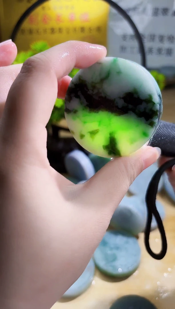 翡翠未镶嵌颈饰翡翠A货507