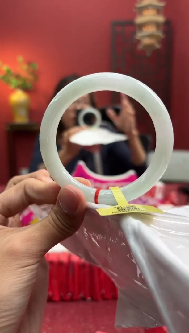 未镶嵌手镯（圆镯）翡翠翡翠手镯6