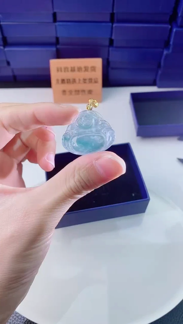 翡翠未镶嵌颈饰