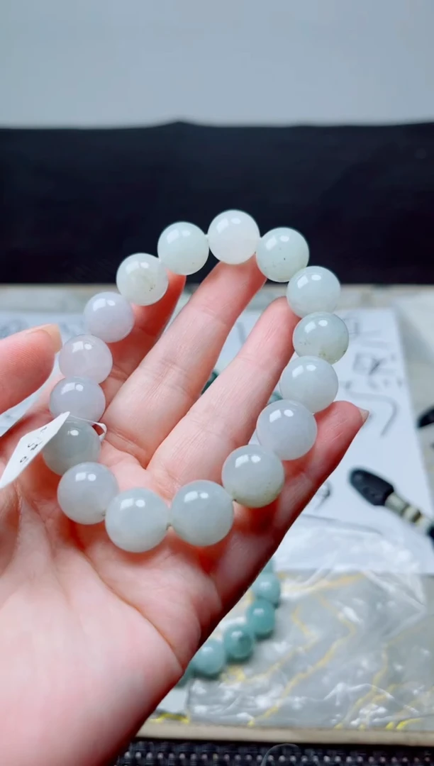 未镶嵌定制翡翠翡翠