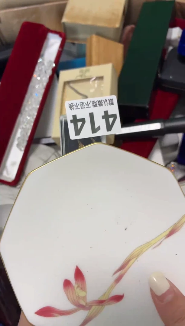 瓷片小*好漂亮的瓷器【】【】【】