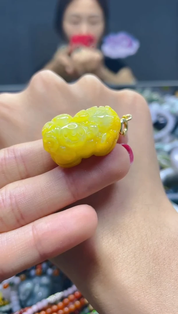 颈饰未镶嵌翡翠/Q/翡翠A货，一件也是批发价