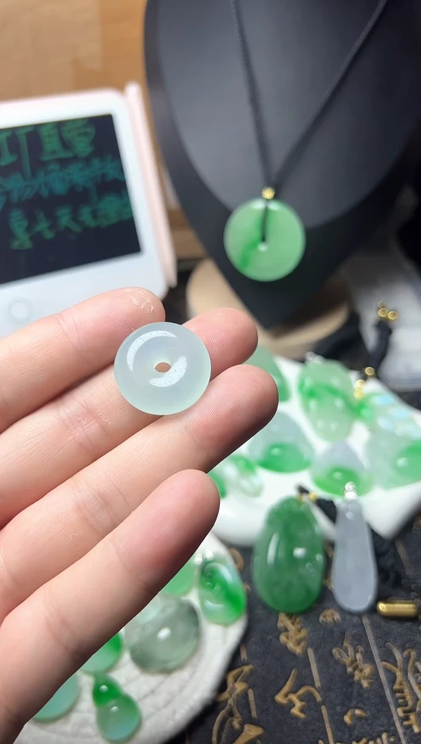 颈饰未镶嵌翡翠所见即所得，一图一物