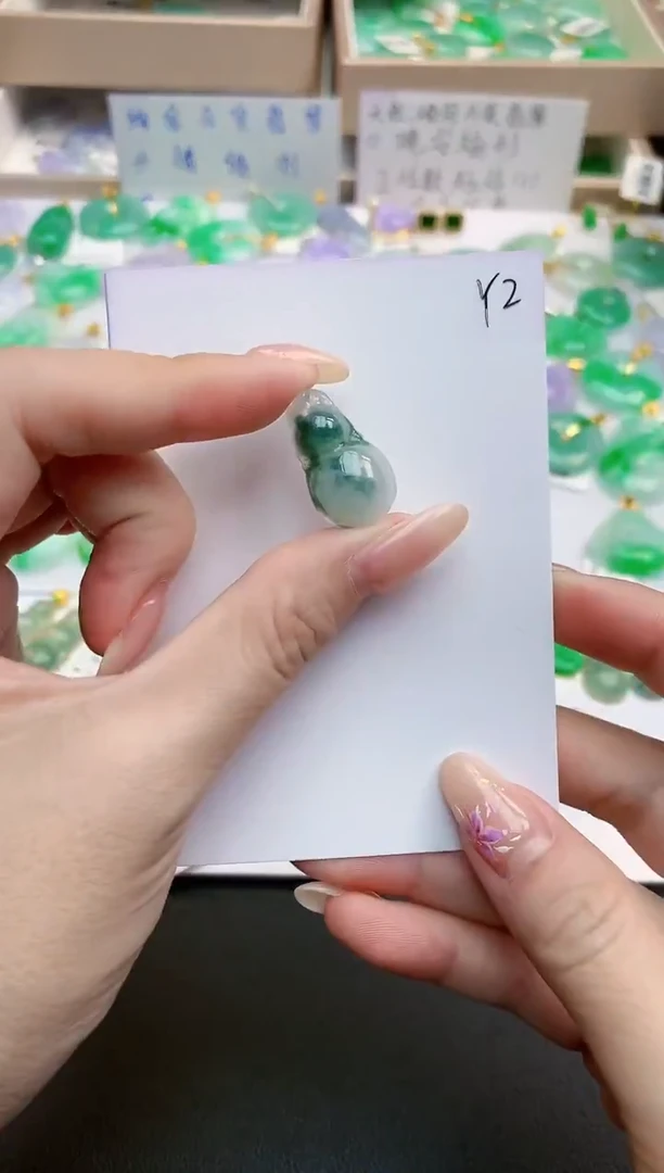 颈饰未镶嵌翡翠天然缅甸A货翡翠