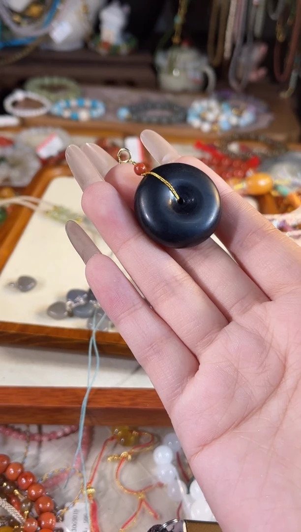 【闪购商品】和田玉吊坠(不含链)银S925镶嵌多样性发货其一