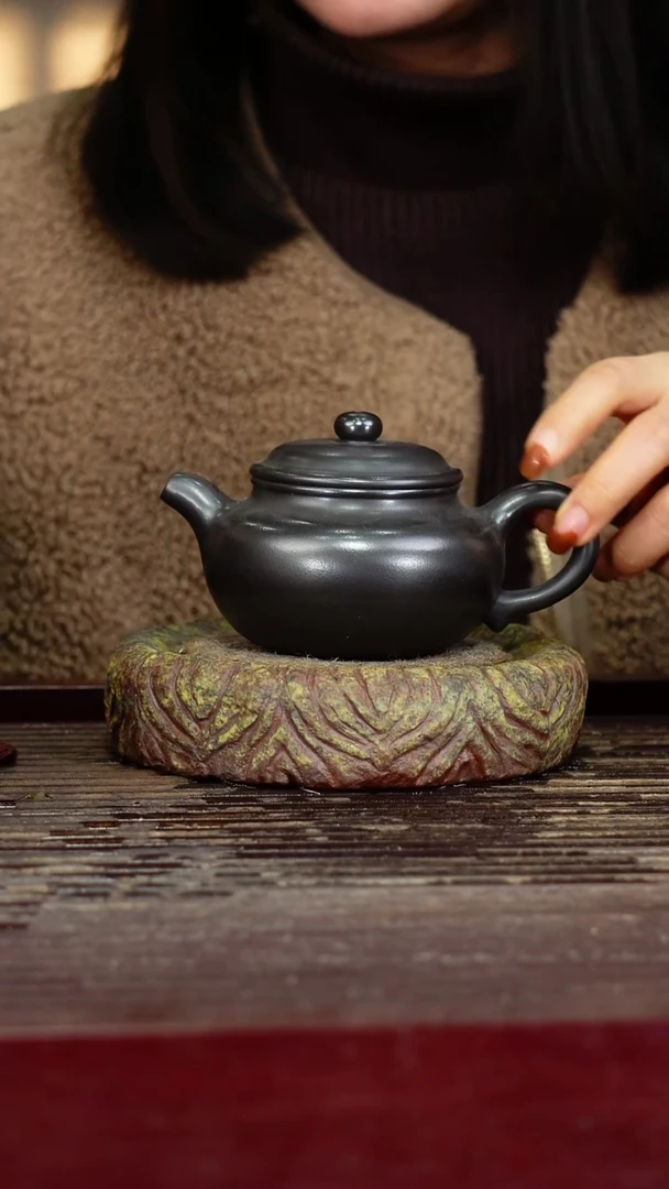 宜兴原矿紫砂壶茶壶宜兴原矿紫砂壶茶壶200C