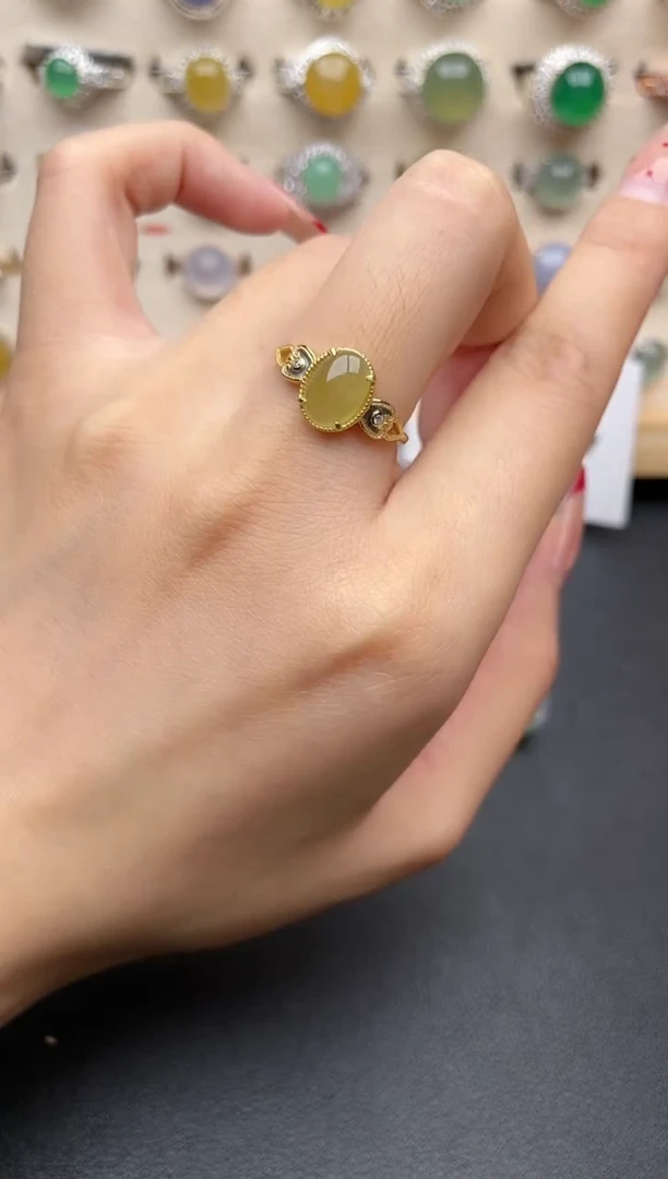 【闪购商品】翡翠戒指银S925镶嵌一物一证一礼盒