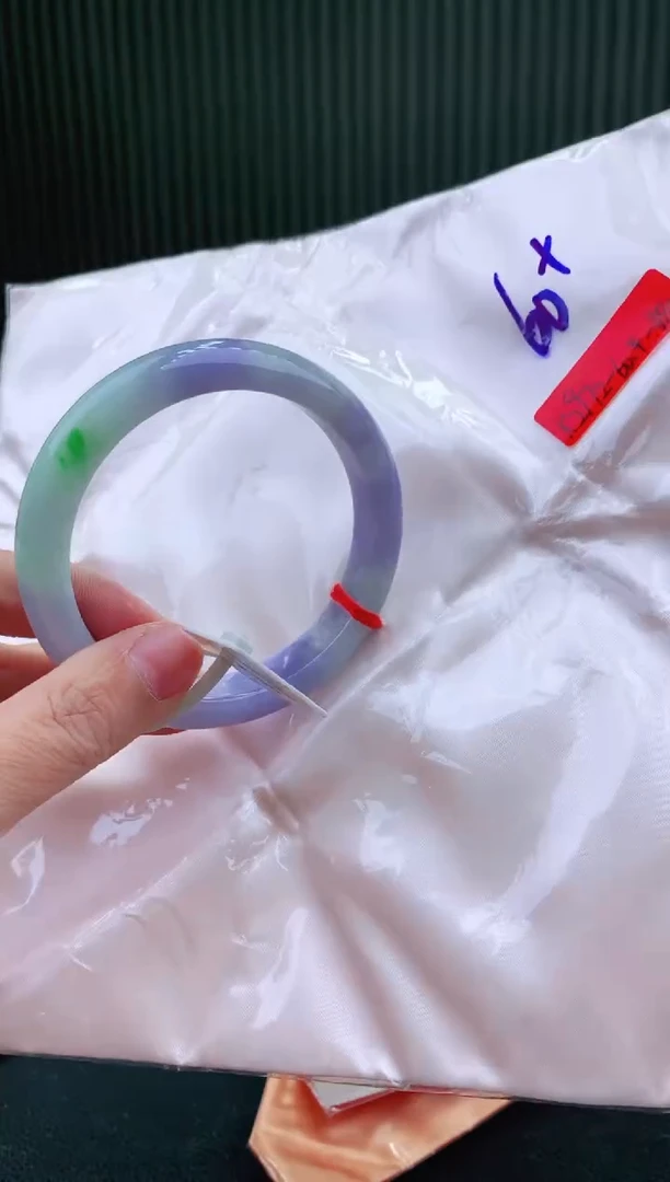 未镶嵌手镯翡翠60