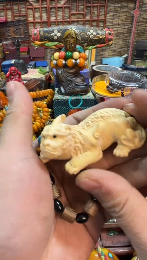 【闪购商品】滴血莲花菩提吊坠推荐好物如图所示