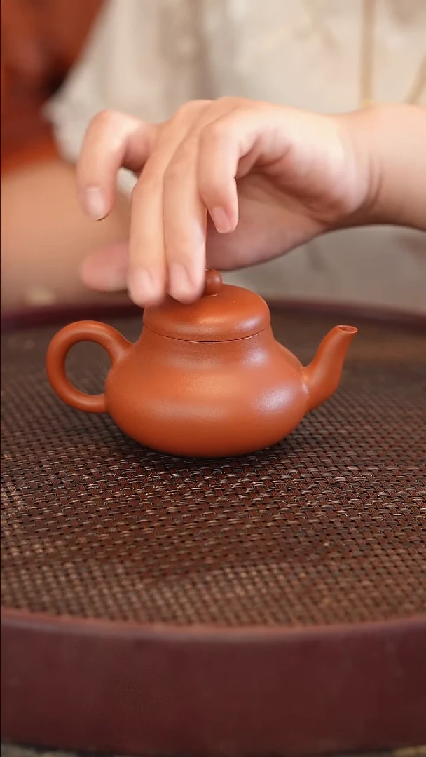 茶壶紫砂原矿手工制作   精工朱泥君德140cc