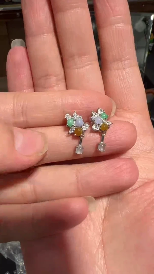 【闪购商品】翡翠耳饰银S925镶嵌翡翠