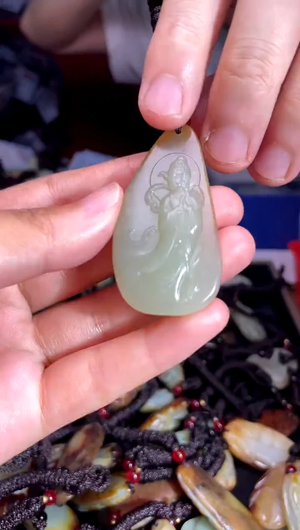 和田玉未镶嵌挂件1