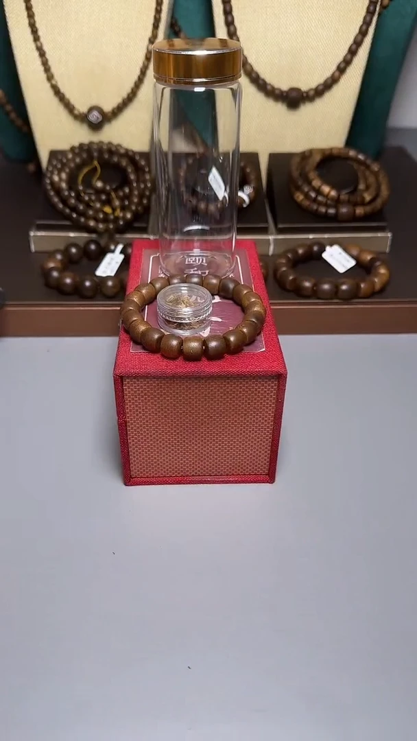 沉香芽庄白棋桶珠1.0单圈