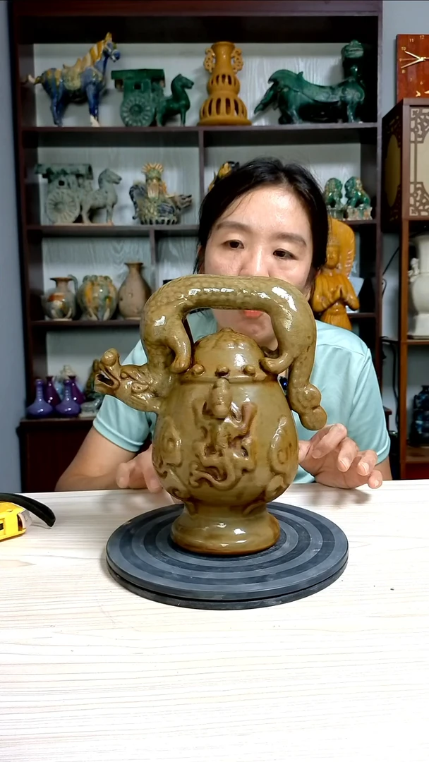 经典精美复古风格瓷器