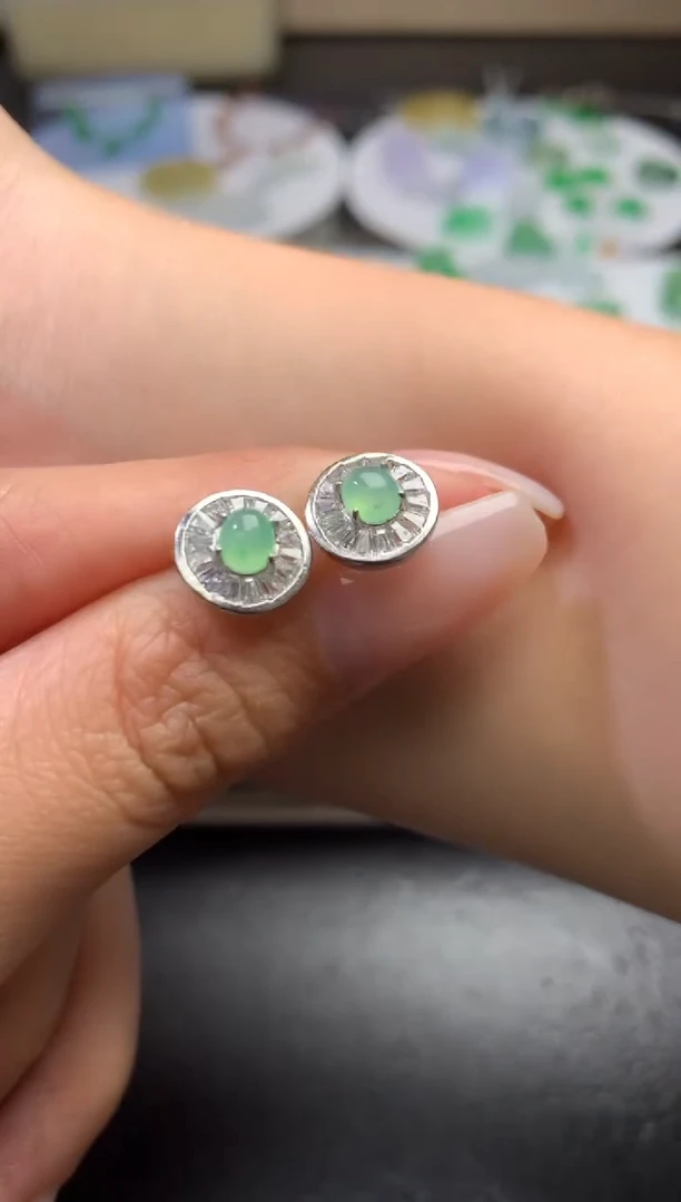 颈饰银S925镶嵌翡翠净货 卡4-2.5