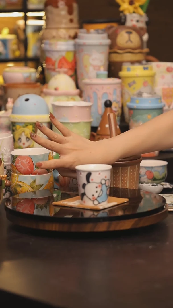 景德镇釉下彩绘设计师款式陶瓷