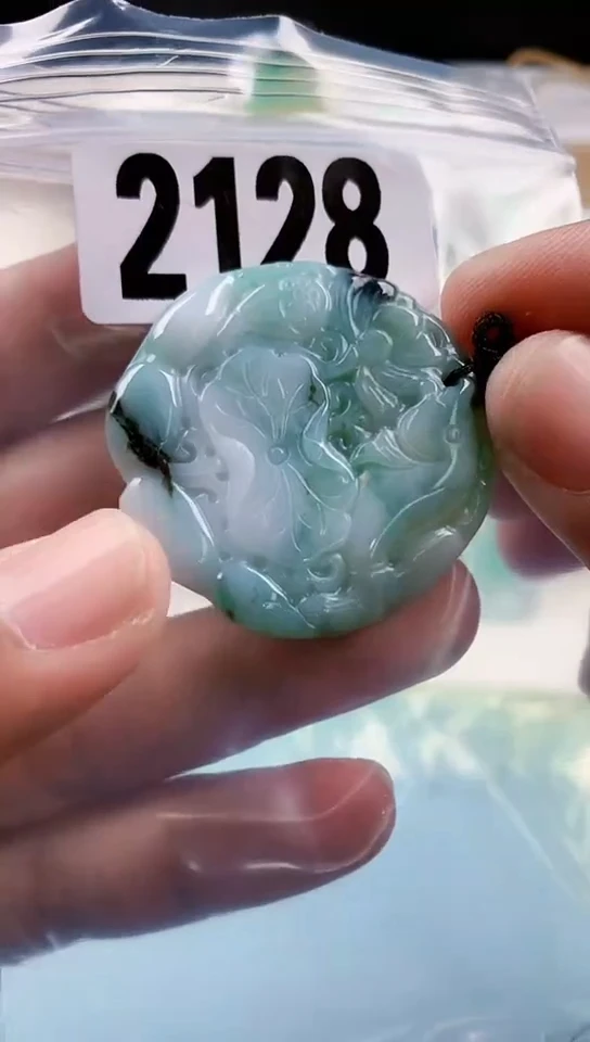 【闪购商品】翡翠挂件未镶嵌天然翡翠吊坠挂件