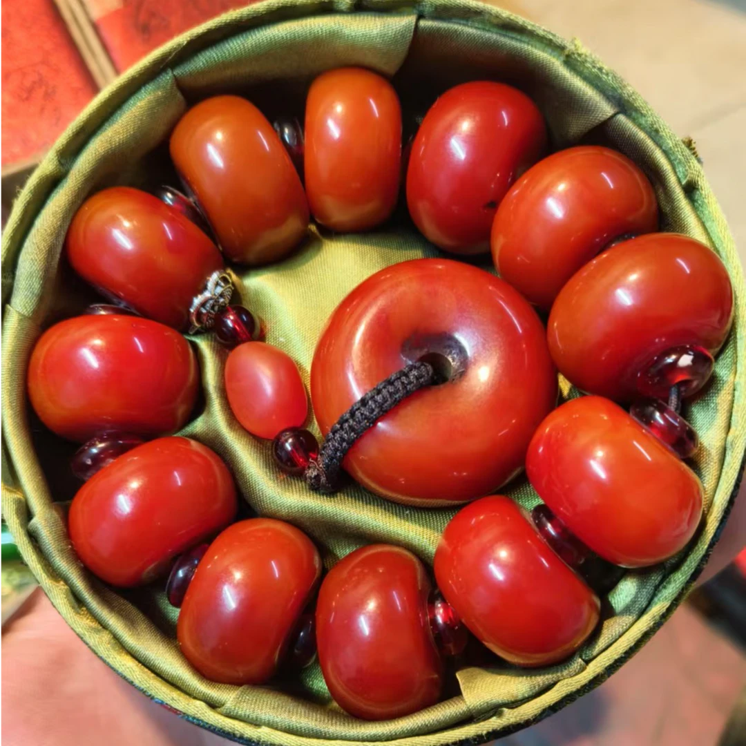 【闪购链接】蜜蜡红色大手串