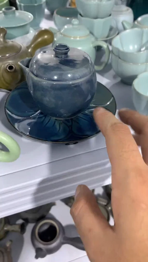 茶壶、盖碗、主人杯、客杯（轻轻微瑕介意勿拍）