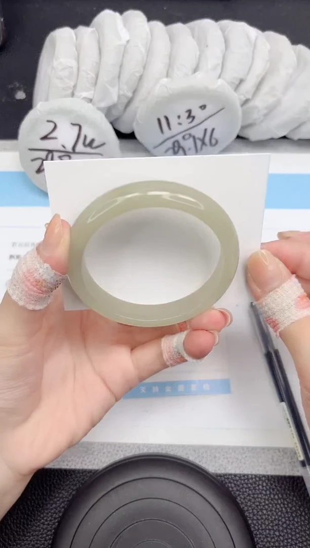 石英质玉手镯未镶嵌357-57.1