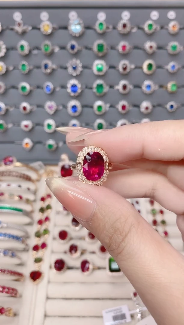 碧玺戒指18K金镶嵌碧玺3.06ct