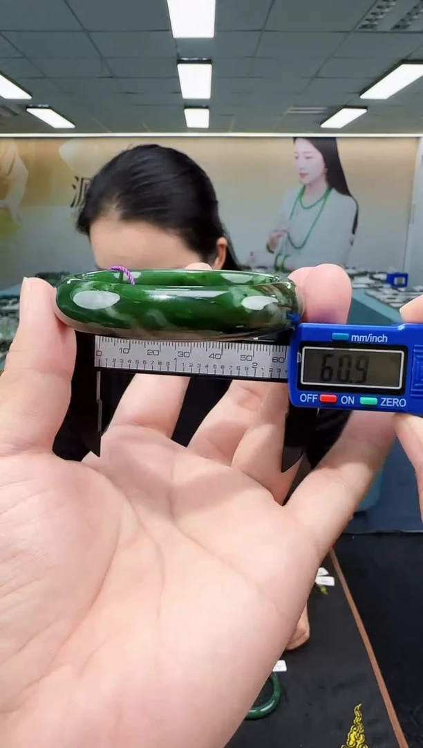 未镶嵌手镯和田玉多样性发货 拍一发一