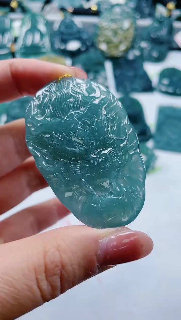 【闪购商品】翡翠颈饰未镶嵌