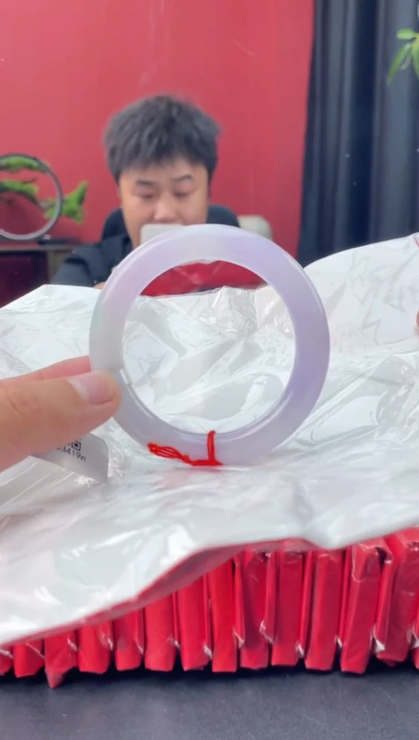 未镶嵌手镯翡翠3
