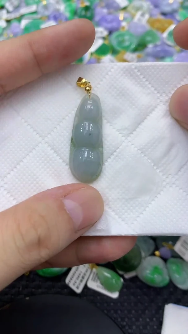 颈饰未镶嵌翡翠天然缅甸翡翠A货