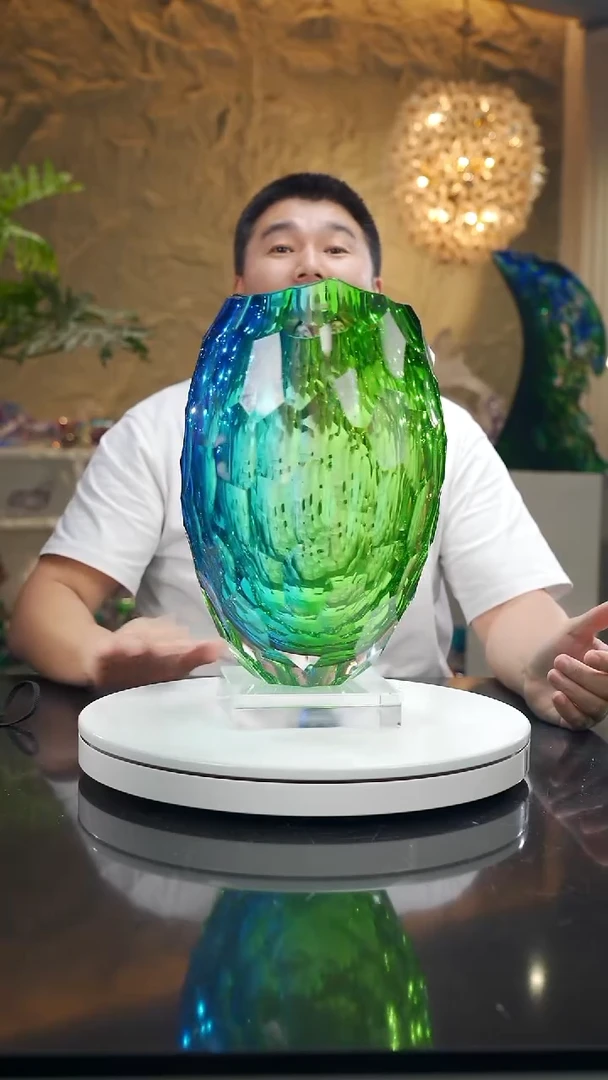 摆件设计款蓝绿凹切面花瓶大号