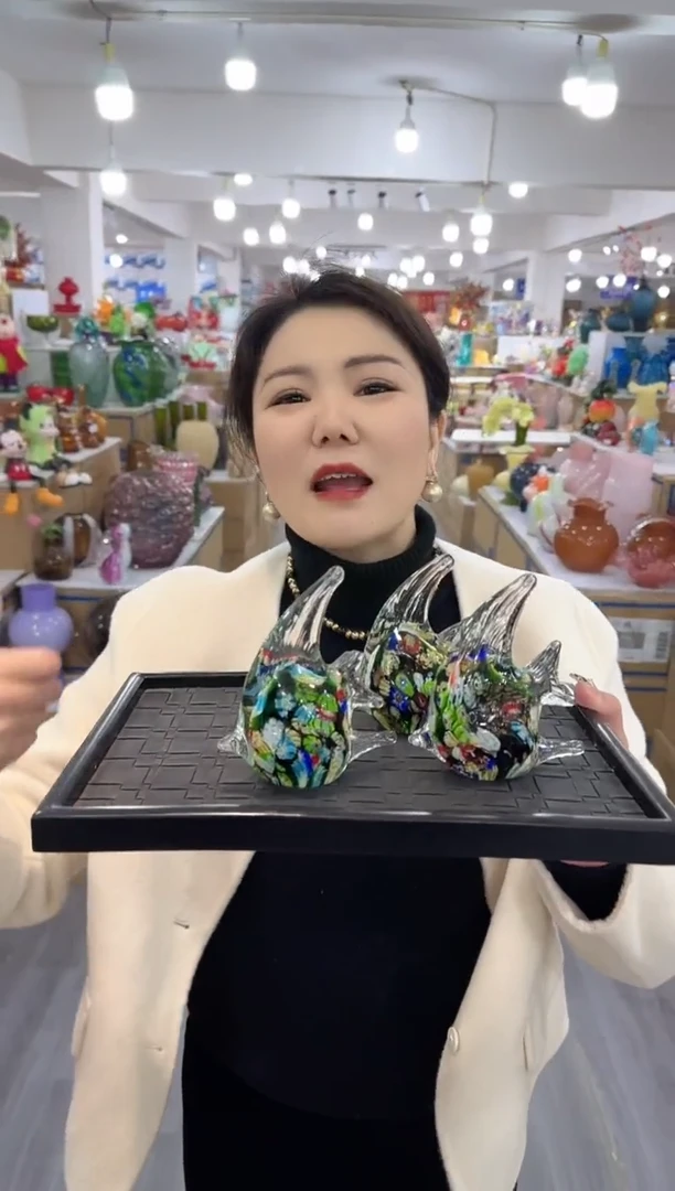 【闪购商品】琉璃泰新花器L-26晚-一只