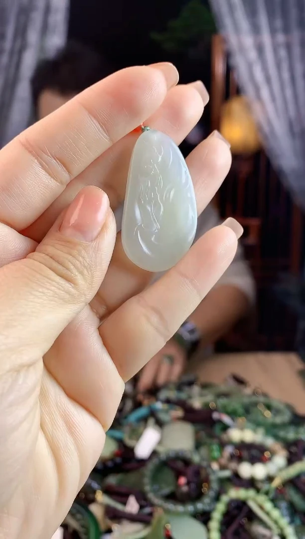 【闪购商品】和田玉挂件未镶嵌多样性发货拍一发一