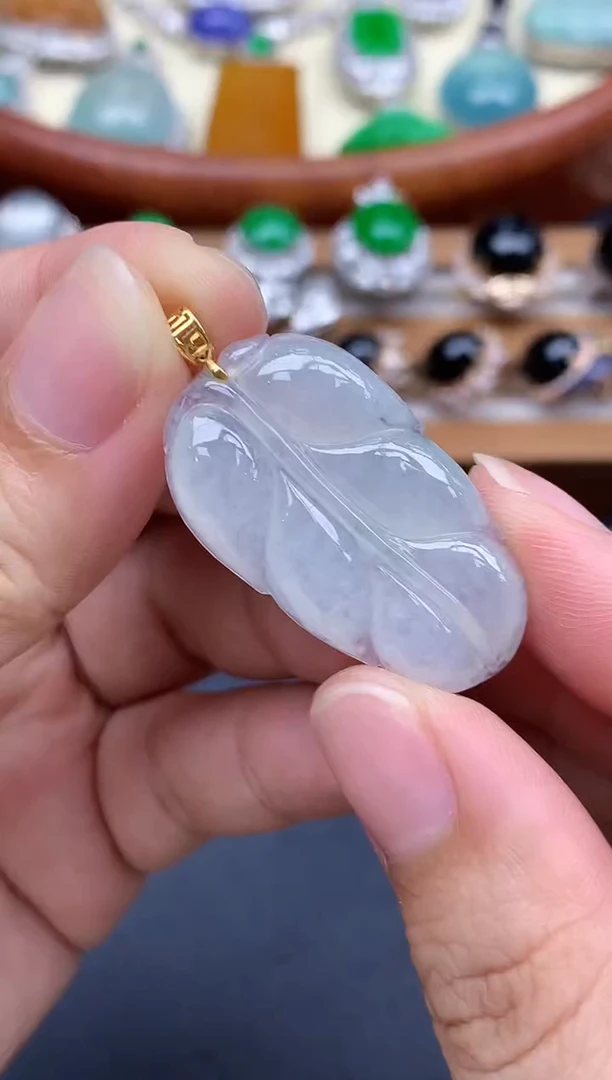 颈饰18K金镶嵌翡翠58-中国好珍宝