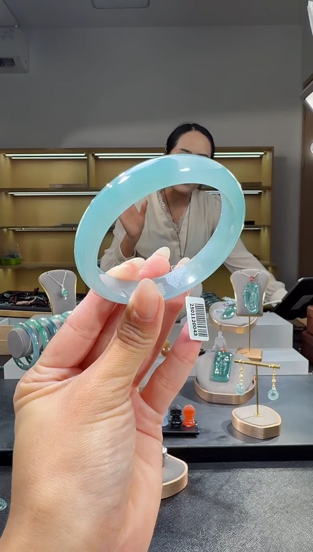 未镶嵌手镯翡翠59圈