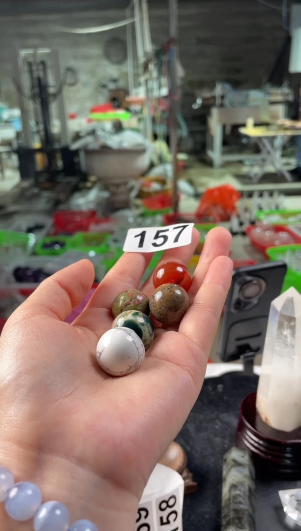 未镶嵌水晶大型摆件（非配饰）七彩球多样性发其一 5颗为一单157