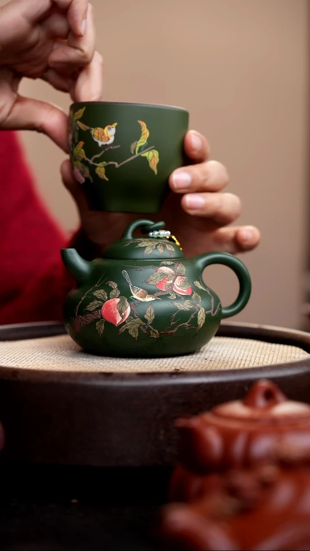 茶壶紫砂民国绿葫芦壶泥绘桃子