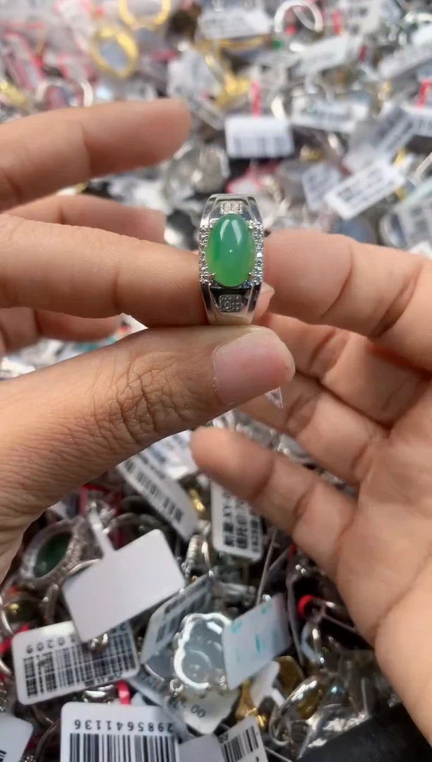 银S925镶嵌戒指翡翠13-13-13      5