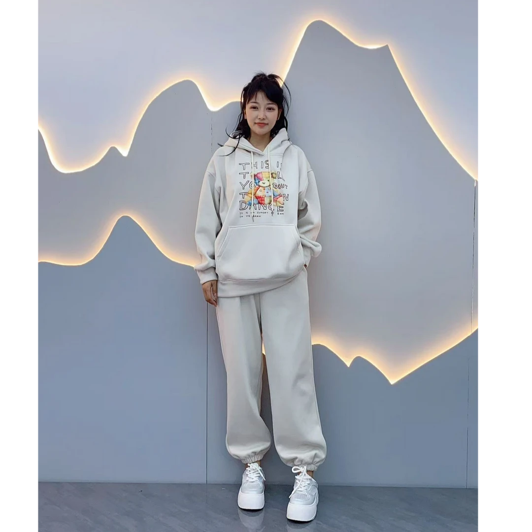 XIE8 时尚百搭运动风套装（加绒）2578