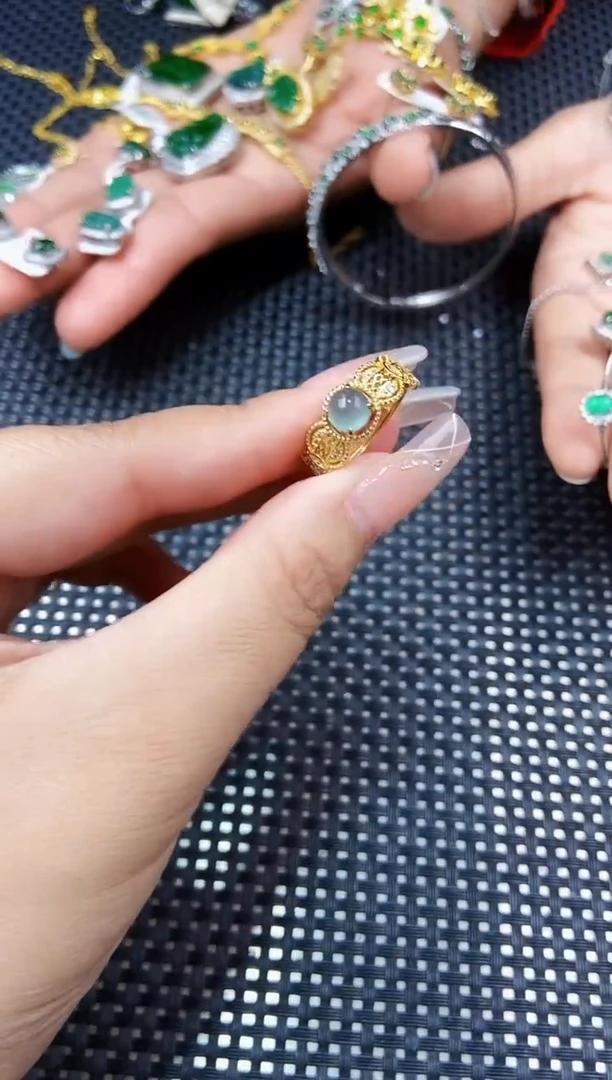 【闪购商品】翡翠戒指未镶嵌11111111