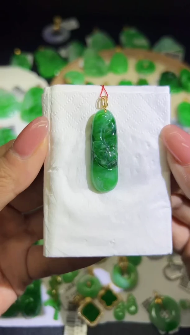 【闪购商品】翡翠颈饰18K金镶嵌Q缅料A货翡翠/支持复检/一件