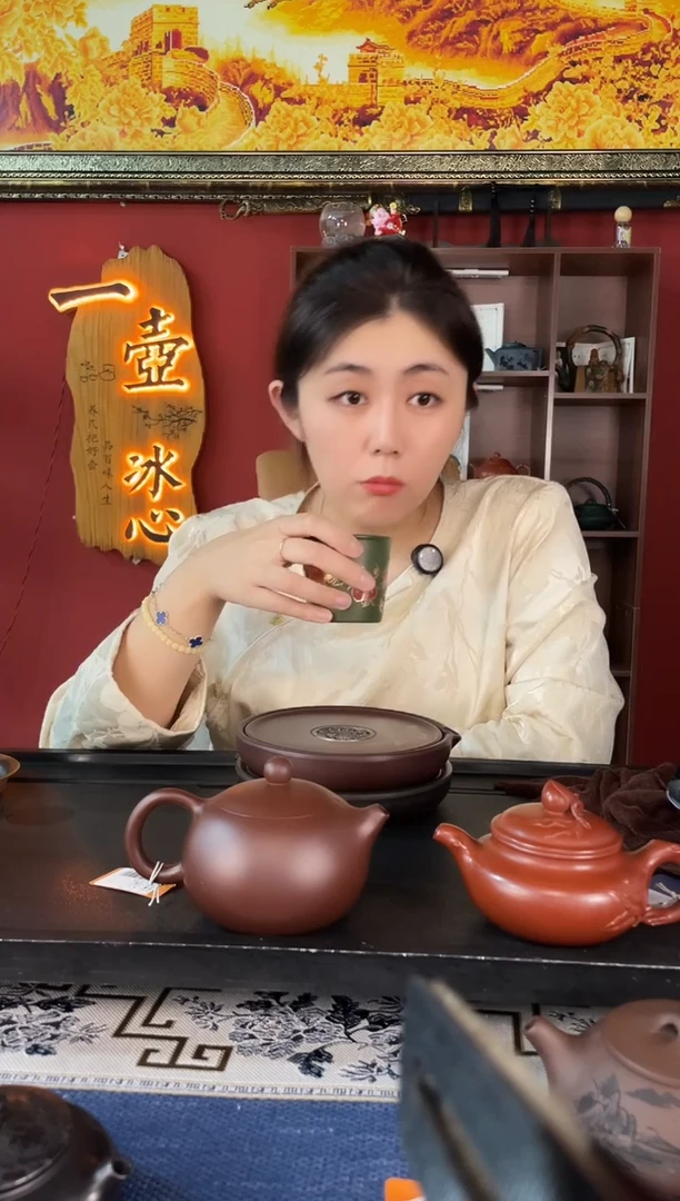 茶壶紫砂寿桃仿古 大红袍 赵春梅