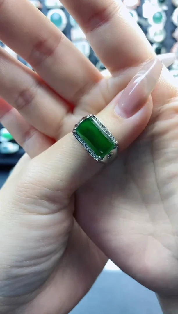 【闪购商品】翡翠戒指银S925镶嵌天然翡翠男戒