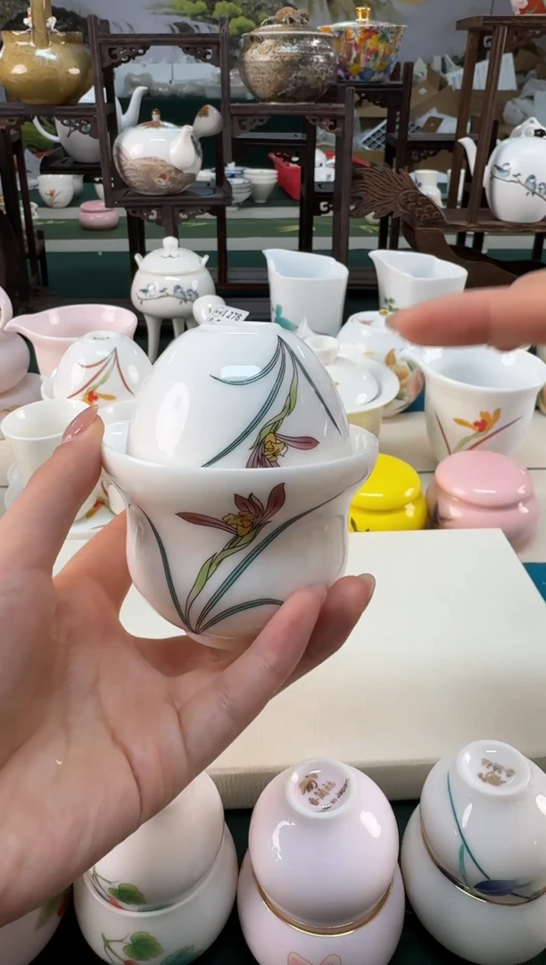 【闪购商品】瓷器 ······.......